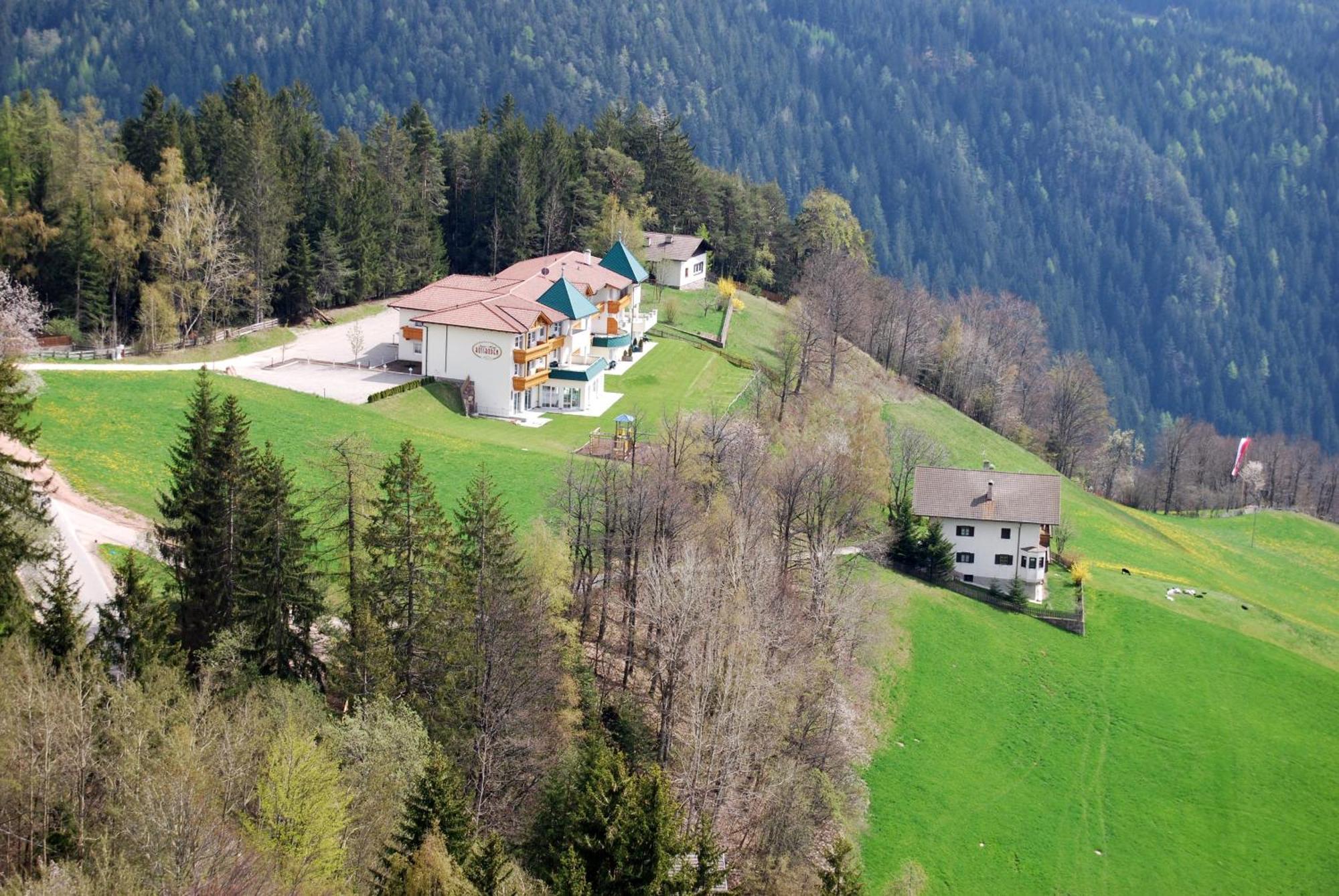 Residence Rossboden Mit Hallenbad Verano Zewnętrze zdjęcie