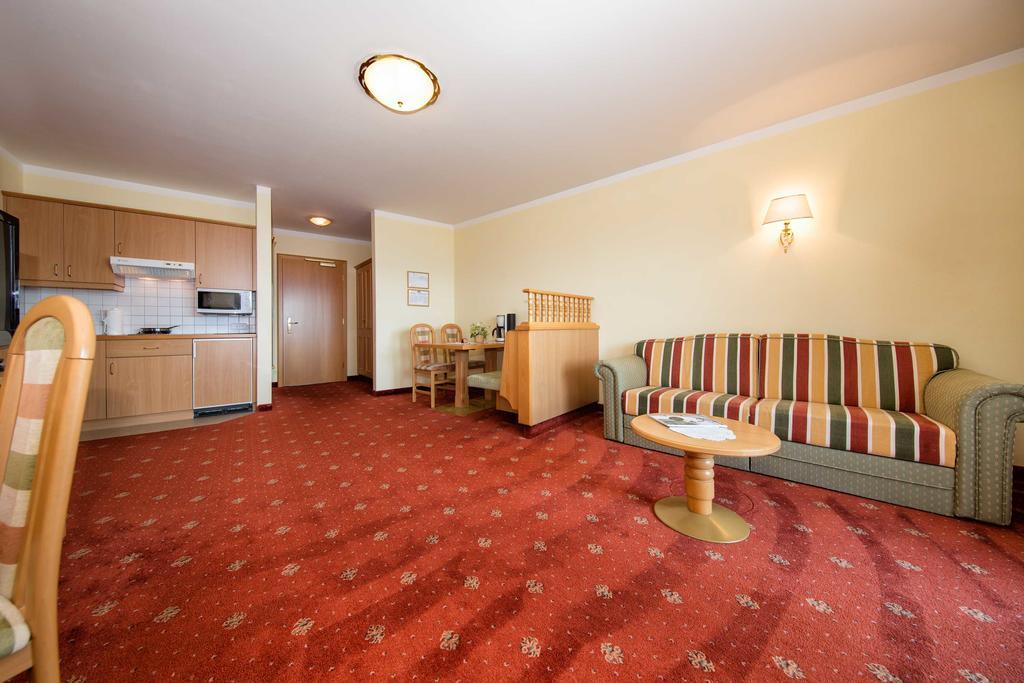 Residence Rossboden Mit Hallenbad Verano Zewnętrze zdjęcie