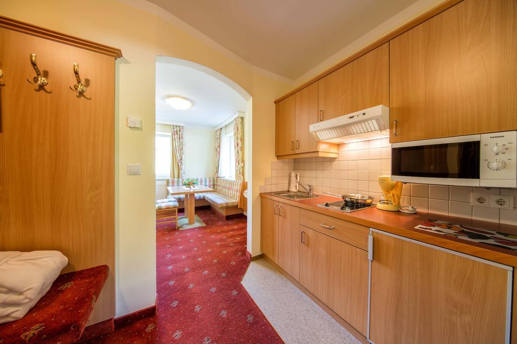 Residence Rossboden Mit Hallenbad Verano Zewnętrze zdjęcie